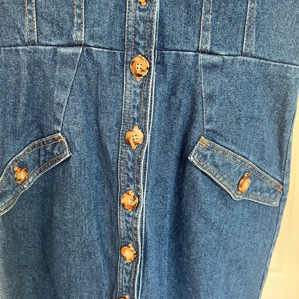 Sézane Blue Denim Dress with Turtoiseshell Buttons - Picture 6 of 6